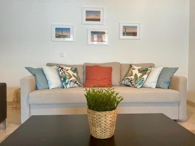 Gatu Premium Racimo, Terraza, Piscina, Aire Ac, Wifi Y Parking " Preferente Mayores De 25 Anos Y Familias " เอลปูแอร์โต เด ซานตามาริอา ภายนอก รูปภาพ