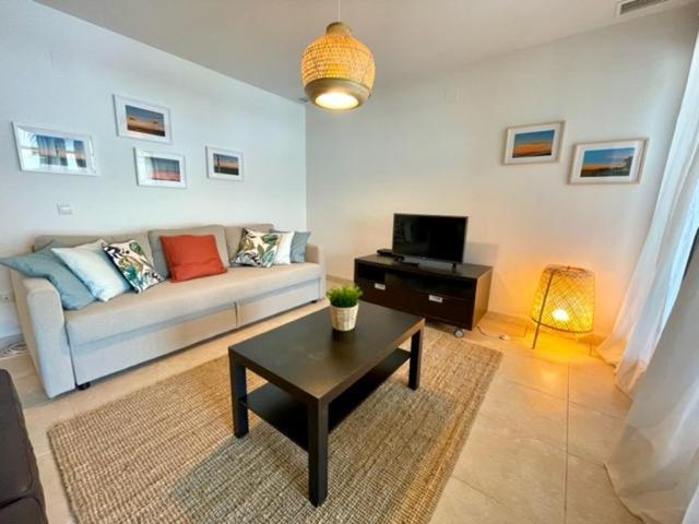 Gatu Premium Racimo, Terraza, Piscina, Aire Ac, Wifi Y Parking " Preferente Mayores De 25 Anos Y Familias " เอลปูแอร์โต เด ซานตามาริอา ภายนอก รูปภาพ